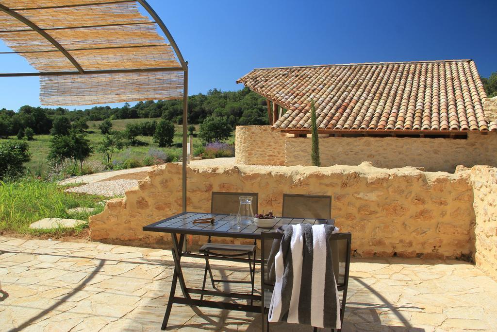Hollyoaks Estate Hotel Saint-Pons-la-Calm Camera foto